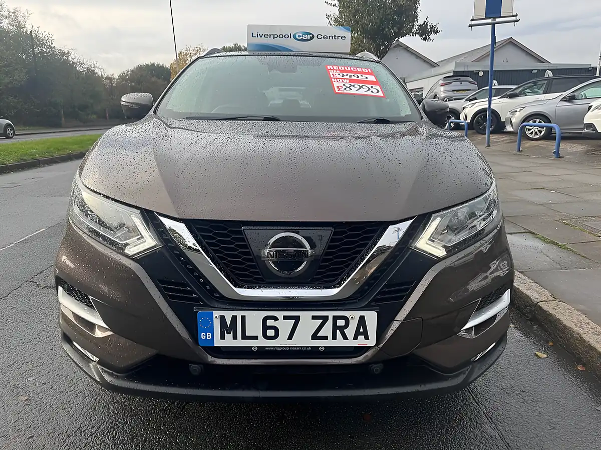 Used 2017 Nissan Qashqai N-Connecta Bronze - Interior and Exterior details 9