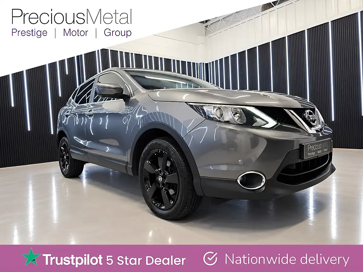 Used 2017 Nissan Qashqai N-Connecta Grey/Grey - Interior and Exterior details 10