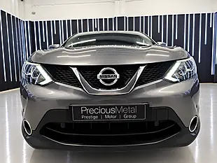Used 2017 Nissan Qashqai N-Connecta Grey/Grey - Interior and Exterior details 3