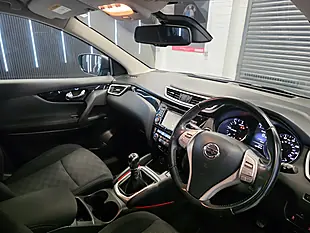 Used 2017 Nissan Qashqai N-Connecta Grey/Grey - Interior and Exterior details 7