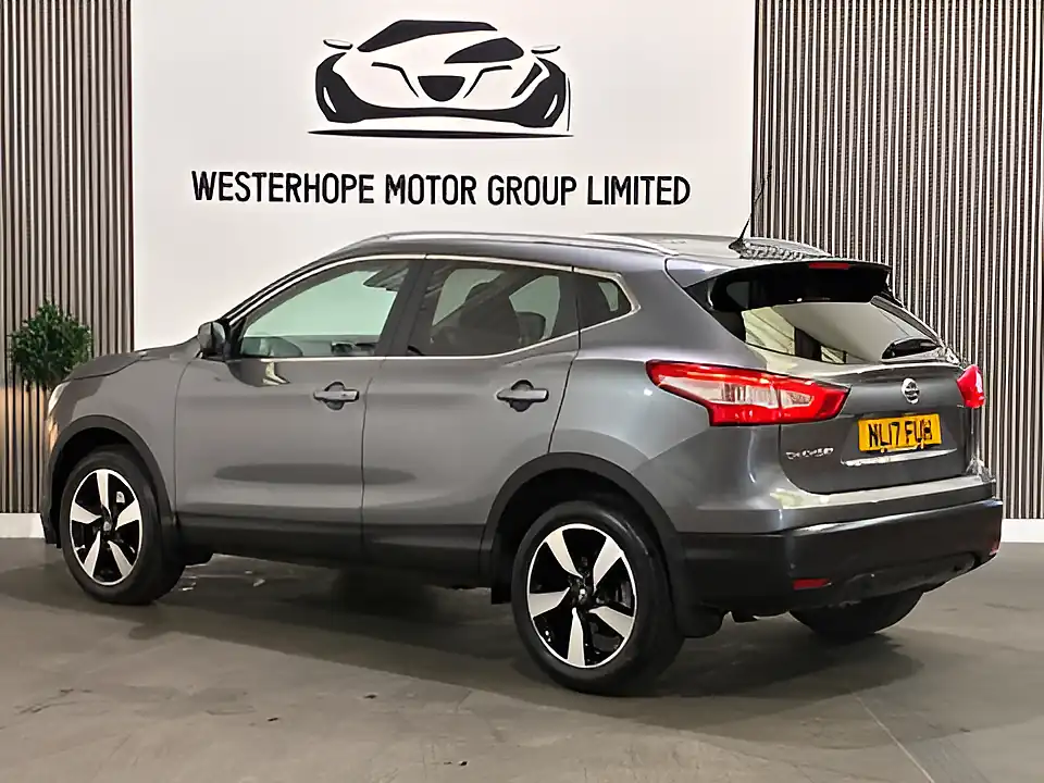 Used 2017 Nissan Qashqai N-Connecta Grey - Interior and Exterior details 10