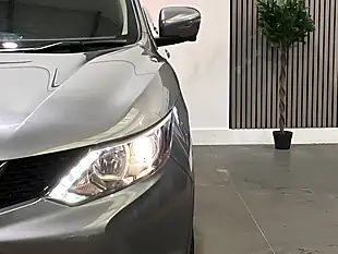 Used 2017 Nissan Qashqai N-Connecta Grey - Interior and Exterior details 18