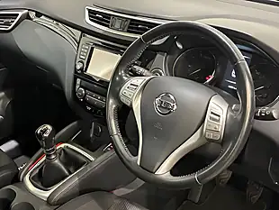 Used 2017 Nissan Qashqai N-Connecta Grey - Interior and Exterior details 2