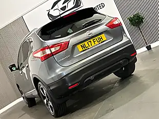 Used 2017 Nissan Qashqai N-Connecta Grey - Interior and Exterior details 7
