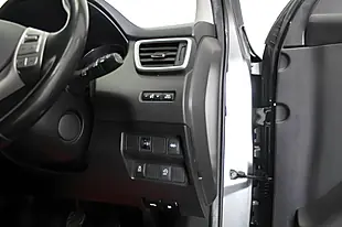 Used 2017 Nissan Qashqai N-Connecta Grey - Interior and Exterior details 17