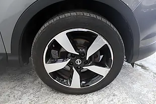 Used 2017 Nissan Qashqai N-Connecta Grey - Interior and Exterior details 19