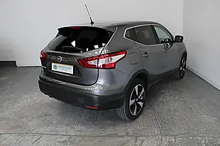 Used 2017 Nissan Qashqai N-Connecta Grey - Interior and Exterior details 6