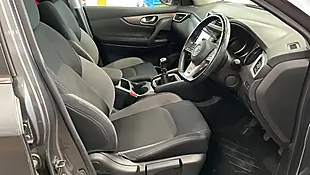 Used 2017 Nissan Qashqai N-Connecta Grey - Interior and Exterior details 6