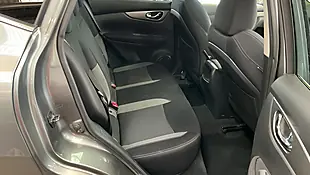 Used 2017 Nissan Qashqai N-Connecta Grey - Interior and Exterior details 7