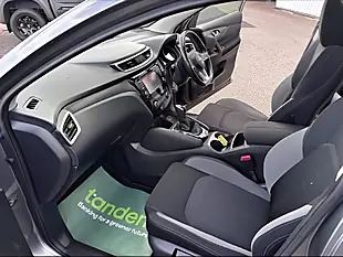 Used 2017 Nissan Qashqai N-Connecta Grey - Interior and Exterior details 15