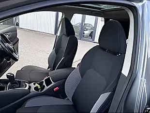 Used 2017 Nissan Qashqai N-Connecta Grey - Interior and Exterior details 16