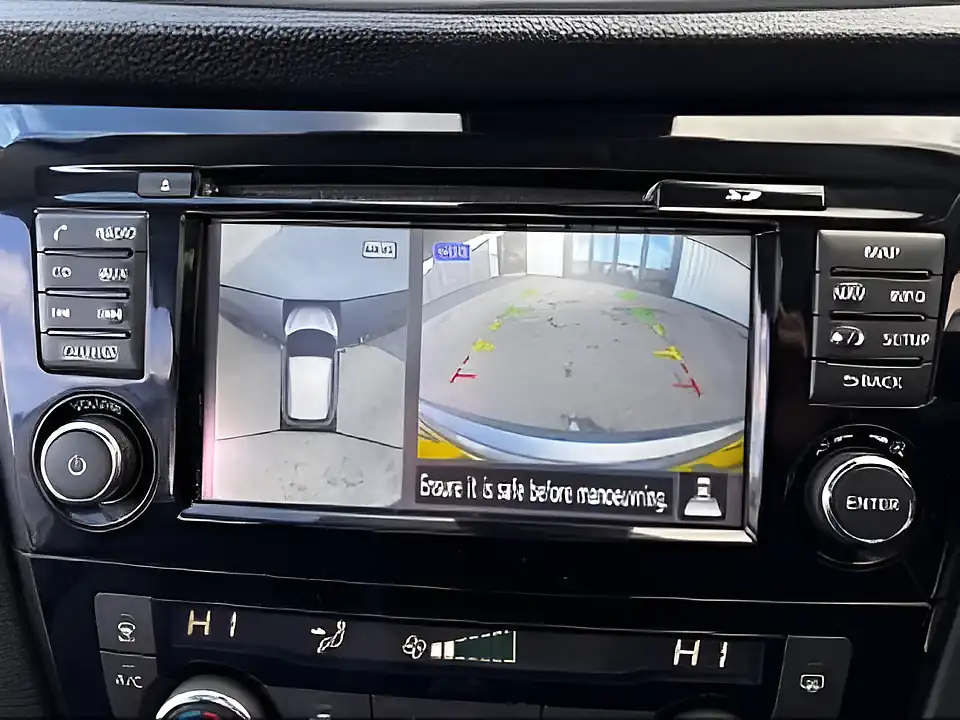 Used 2017 Nissan Qashqai N-Connecta Grey - Interior and Exterior details 19