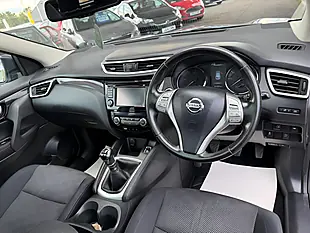 Used 2017 Nissan Qashqai N-Connecta Grey - Interior and Exterior details 12