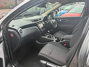 Used 2017 Nissan Qashqai N-Connecta Grey - Interior and Exterior details 16