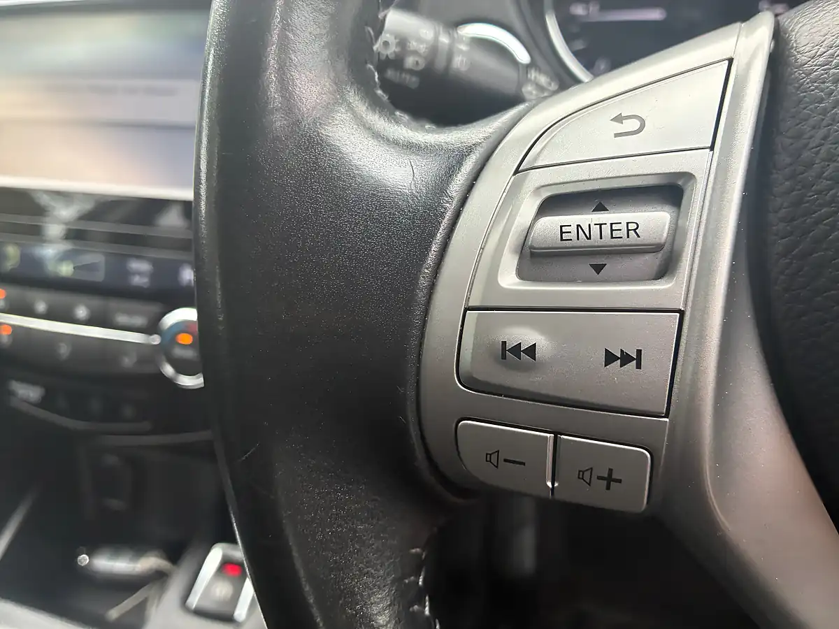 Used 2017 Nissan Qashqai N-Connecta Grey - Interior and Exterior details 19