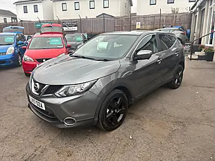Used 2017 Nissan Qashqai N-Connecta Grey - Interior and Exterior details 7