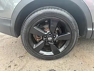 Used 2017 Nissan Qashqai N-Connecta Grey - Interior and Exterior details 9