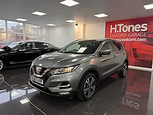 Used 2017 Nissan Qashqai N-Connecta Grey - Interior and Exterior details 13
