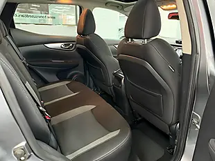 Used 2017 Nissan Qashqai N-Connecta Grey - Interior and Exterior details 4