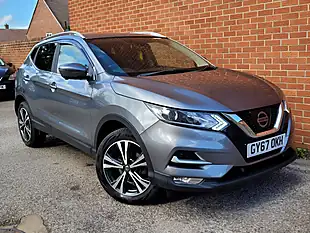 Used 2017 Nissan Qashqai N-Connecta Grey - Interior and Exterior details 12