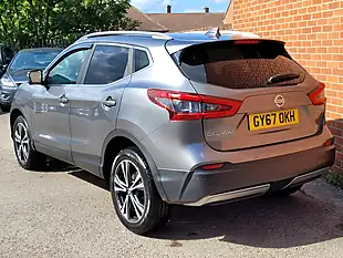 Used 2017 Nissan Qashqai N-Connecta Grey - Interior and Exterior details 3