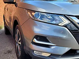 Used 2017 Nissan Qashqai N-Connecta Grey - Interior and Exterior details 9