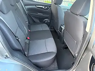 Used 2017 Nissan Qashqai N-Connecta Gun Metallic - Interior and Exterior details 19