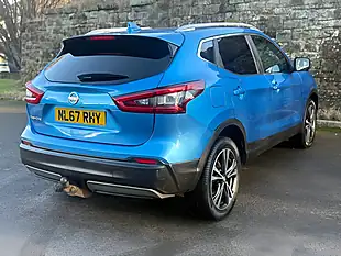 Used 2017 Nissan Qashqai N-Connecta Ink Blue - Interior and Exterior details 6