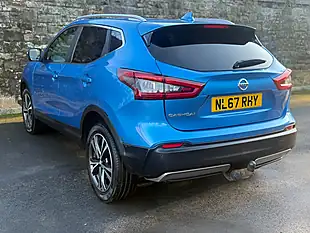 Used 2017 Nissan Qashqai N-Connecta Ink Blue - Interior and Exterior details 8