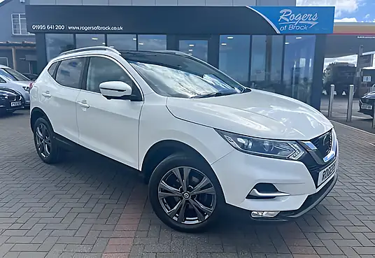 2017 Nissan Qashqai N-CONNECTA 1.2 DIG-T XTRONIC
