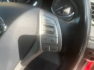 Used 2017 Nissan Qashqai N-Connecta Red - Interior and Exterior details 10