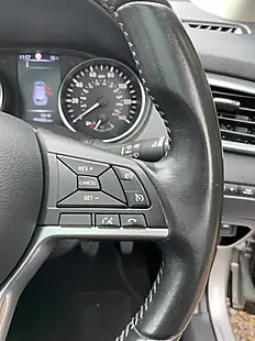 Used 2017 Nissan Qashqai N-Connecta Silver - Interior and Exterior details 13
