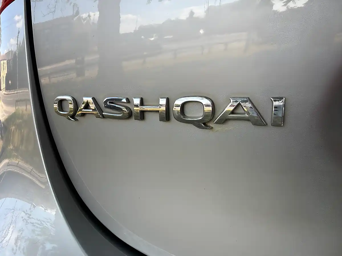 Used 2017 Nissan Qashqai N-Connecta Silver - Interior and Exterior details 20