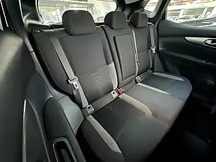 Used 2017 Nissan Qashqai N-Connecta Storm White - Interior and Exterior details 9
