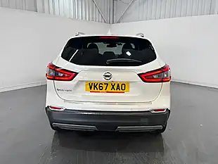 Used 2017 Nissan Qashqai N-Connecta White - Interior and Exterior details 15
