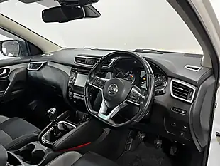 Used 2017 Nissan Qashqai N-Connecta White - Interior and Exterior details 19