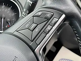 Used 2017 Nissan Qashqai N-Connecta White - Interior and Exterior details 17