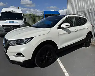 Used 2017 Nissan Qashqai N-Connecta White - Interior and Exterior details 2