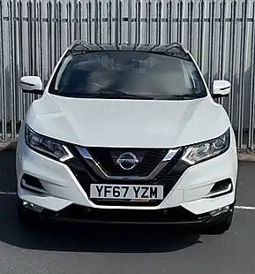 Used 2017 Nissan Qashqai N-Connecta White - Interior and Exterior details 3