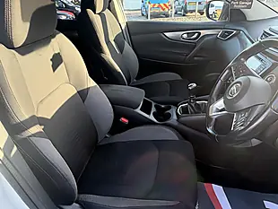 Used 2017 Nissan Qashqai N-Connecta White - Interior and Exterior details 14