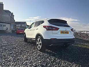 Used 2017 Nissan Qashqai N-Connecta White - Interior and Exterior details 7