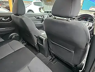 Used 2017 Nissan Qashqai N-Connecta White - Interior and Exterior details 7
