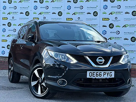2017 Nissan Qashqai N-Connecta XTRON