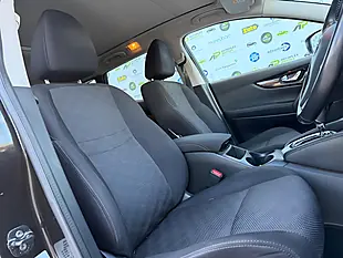 Used 2017 Nissan Qashqai N-Connecta Xtron Black - Interior and Exterior details 12