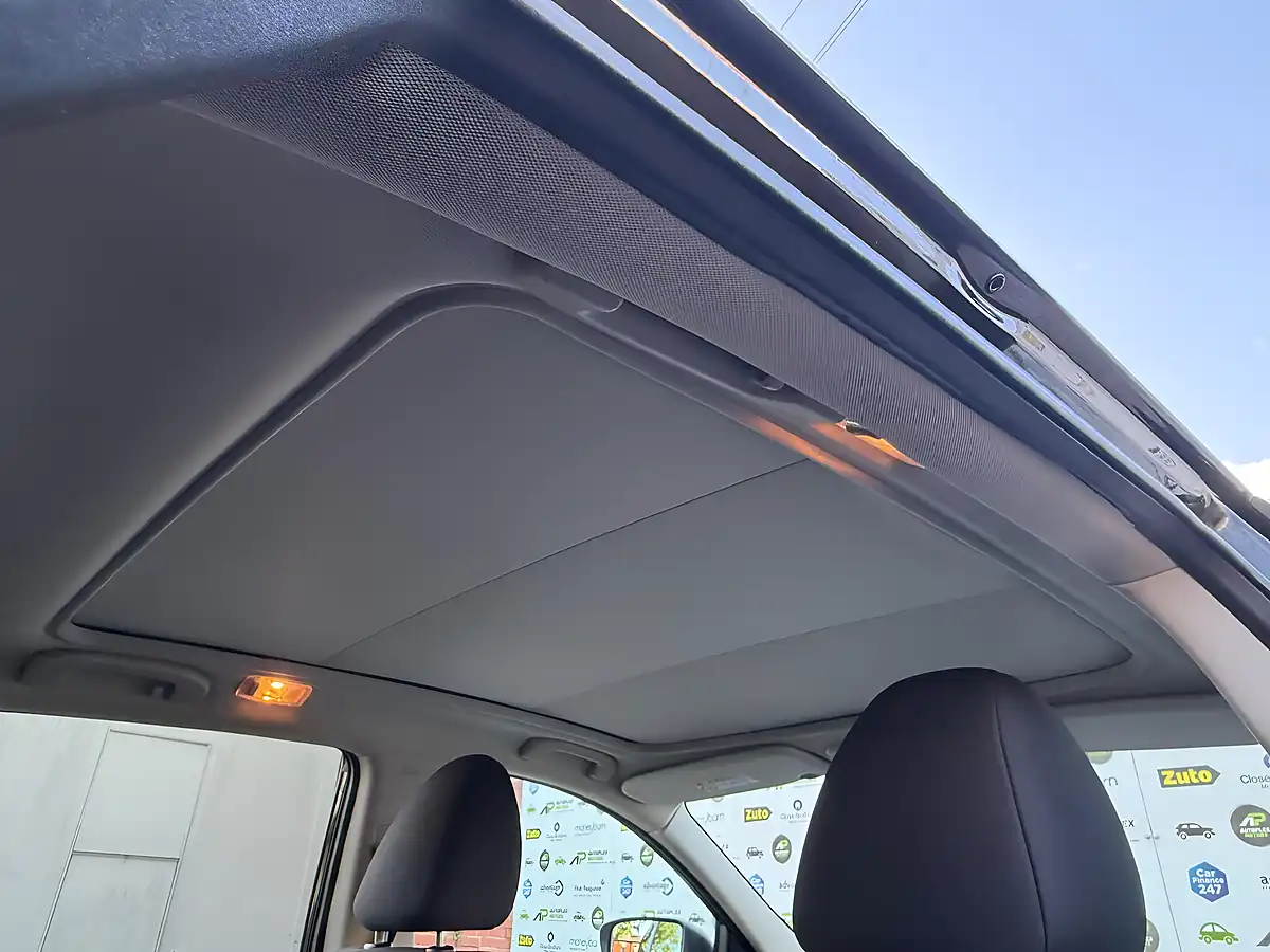 Used 2017 Nissan Qashqai N-Connecta Xtron Black - Interior and Exterior details 19