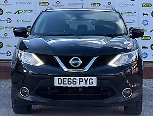 Used 2017 Nissan Qashqai N-Connecta Xtron Black - Interior and Exterior details 6