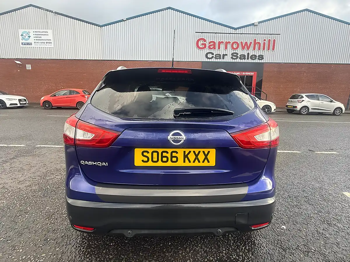 Used 2017 Nissan Qashqai N-Connecta Xtron Blue - Interior and Exterior details 6