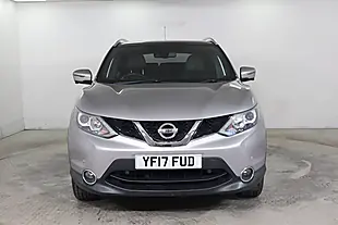 Used 2017 Nissan Qashqai N-Vision Silver - Interior and Exterior details 2