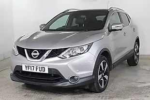 Used 2017 Nissan Qashqai N-Vision Silver - Interior and Exterior details 3