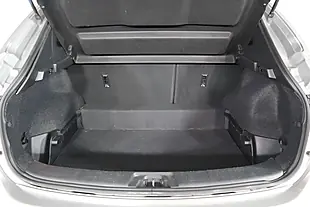 Used 2017 Nissan Qashqai N-Vision Silver - Interior and Exterior details 9